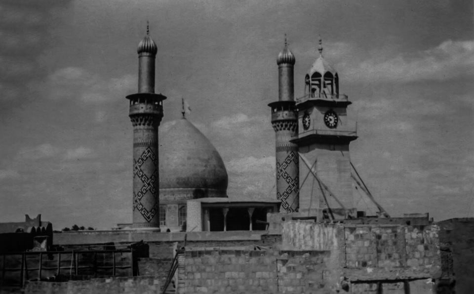 صورة تراثية لمرقد قمر بني هاشم عليه السلام
