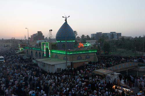 مقام الامام المهدي عجل الله فرجه الشريف