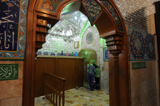 مقام الامام المهدي عجل الله فرجه الشريف